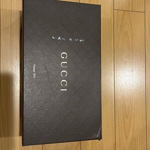 Gucci shoe box
